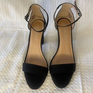 Madden Girl Women’s Bella Block Heeled Sandal, Black Suede Size 8